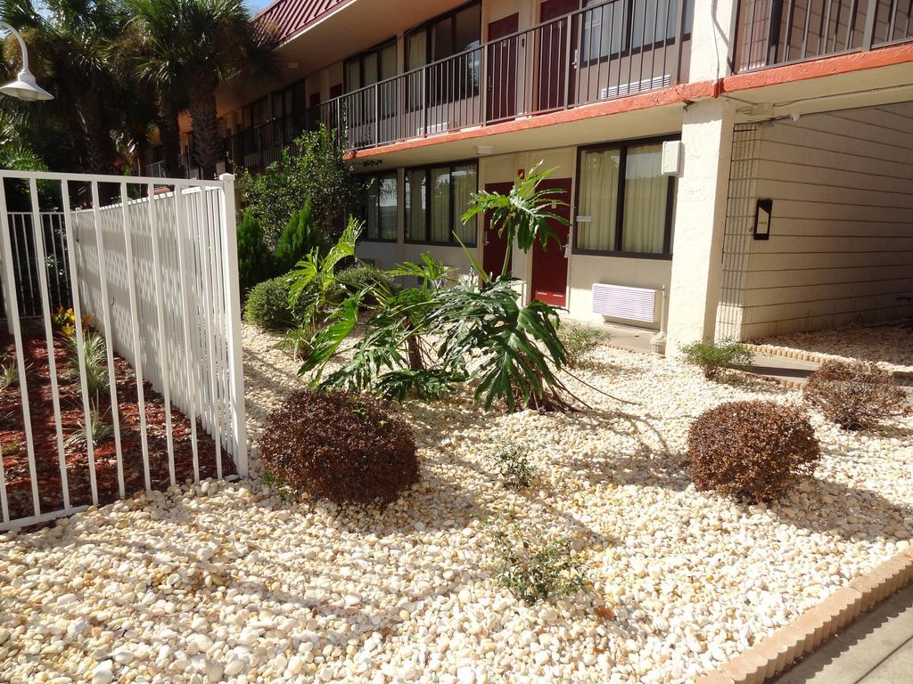 Econo Lodge Palm Harbor - Clearwater Dış mekan fotoğraf