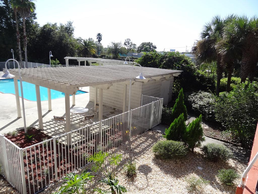 Econo Lodge Palm Harbor - Clearwater Dış mekan fotoğraf