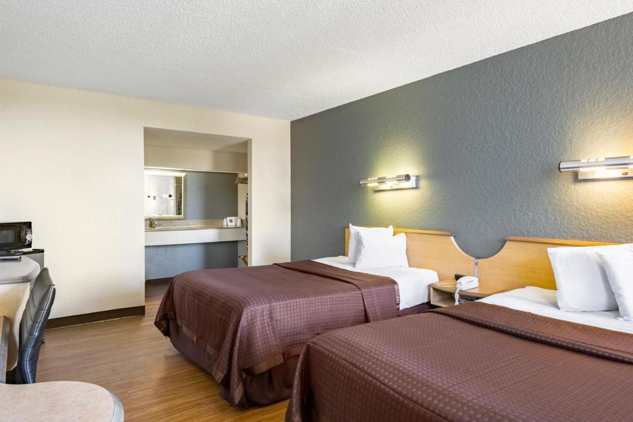 Econo Lodge Palm Harbor - Clearwater Dış mekan fotoğraf